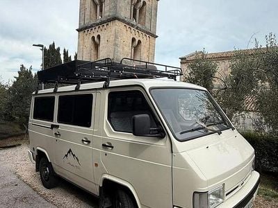 Usata Nissan Trade 1985 Bianco Furgone