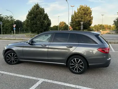 Usata Mercedes C180 Business 122 CV (89 kW) 2020 Grigio Station wagon