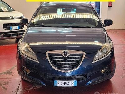 Usata Lancia Delta 190 CV (139 kW) 2011 Blu Utilitaria