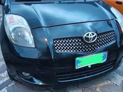 Usata Toyota Yaris Sol 75 CV (55 kW) 2003 Berlina