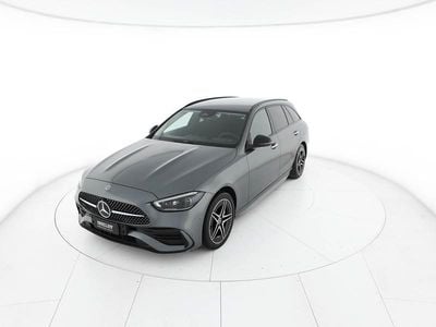 Usata Mercedes C300 Premium 313 CV (230 kW) 2022 Grigio Station wagon