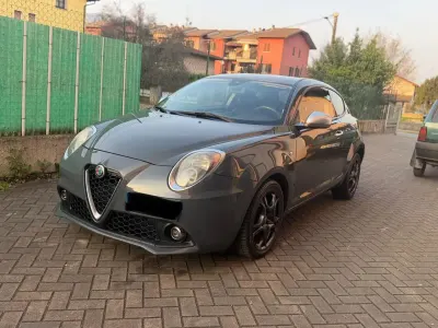 Usata Alfa Romeo MiTo 95 CV (69 kW) 2018 Grigio Utilitaria