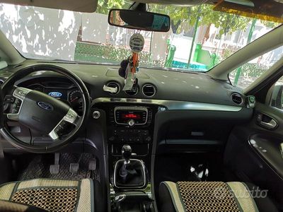 Usata Ford S-MAX 125 CV (91 kW) 2013 Grigio Monovolume