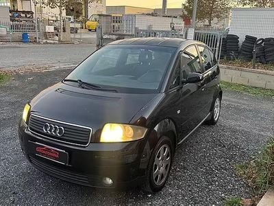Usata Audi A2 Comfort 75 CV (55 kW) 2004 Nero Utilitaria