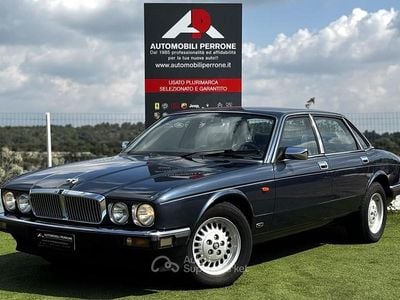 Usata Jaguar XJ 199 CV (146 kW) 1990 Blu Berlina