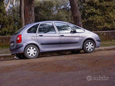 Usata Citroën Xsara 110 CV (80 kW) 2001 Grigio Monovolume