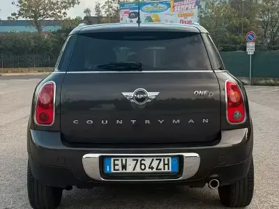 Usata Mini ONE 90 CV (66 kW) 2014 Utilitaria