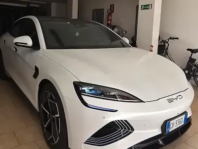 Usata BYD Seal 144 kW (197 CV) 2024 Bianco Berlina