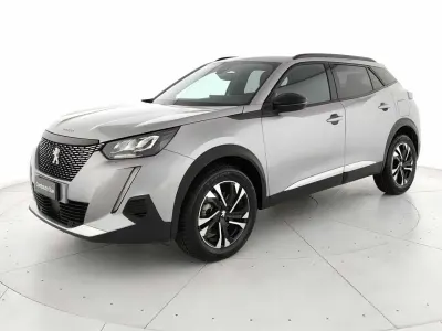 Usata Peugeot 2008 Allure 130 CV (95 kW) 2023 Grigio SUV