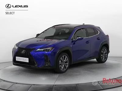 Usata Lexus UX 250h 183 CV (134 kW) 2023 Blu SUV