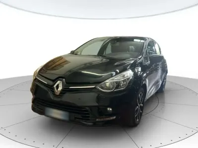 Usata Renault Clio IV Zen 75 CV (55 kW) 2018 Nero Berlina