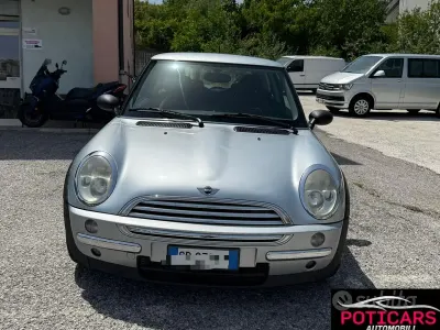 Usata Mini One D 75 CV (55 kW) 2004 Grigio Utilitaria