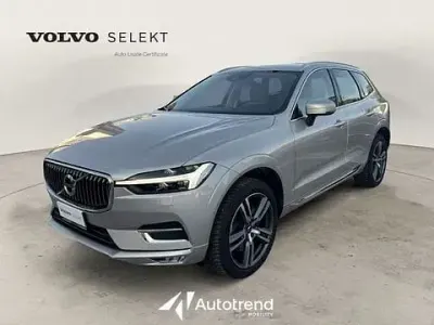 Usata Volvo XC60 Inscription 235 CV (172 kW) 2021 Beige SUV