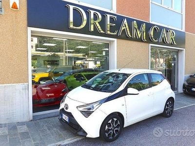 Bianco pastello Usata 2018 Toyota Aygo X-play Utilitaria | 12.990 € (Buon prezzo)