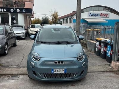 Usata Fiat 500e Icon 86 kW (118 CV) 2021 Blu Berlina