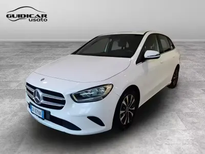 Usata Mercedes B180 116 CV (85 kW) 2022 Bianco Monovolume