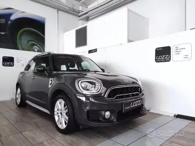 Usata Mini Countryman Hype 136 CV (100 kW) 2019 Grigio SUV