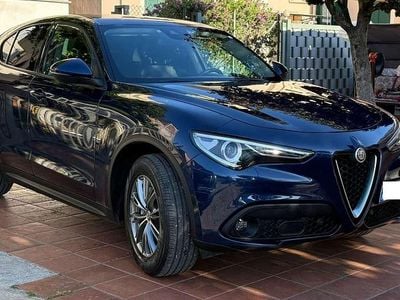 Usata Alfa Romeo Stelvio Business 179 CV (131 kW) 2018 Blu montecarlo SUV
