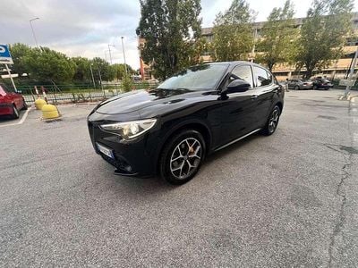 Usata Alfa Romeo Stelvio Executive 209 CV (153 kW) 2019 Nero SUV