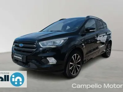 Usata Ford Kuga ST-Line 120 CV (88 kW) 2019 Nero SUV
