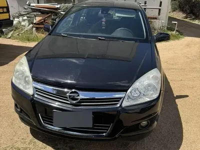 Usata Opel Astra 110 CV (80 kW) 2009 Station wagon