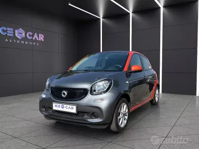 Usata Smart ForFour Passion 90 CV (66 kW) 2017 Grigio Utilitaria