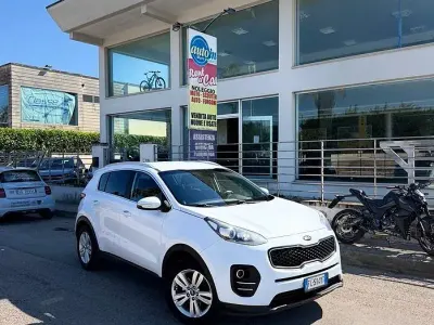 Usata Kia Sportage 115 CV (84 kW) 2018 Bianco SUV