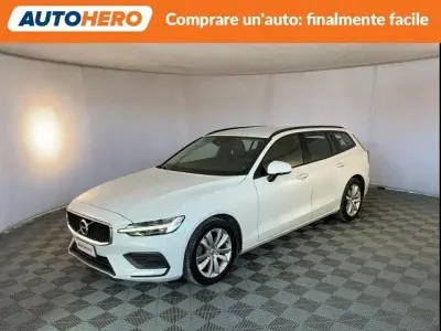 Käytetty Volvo V60 Momentum 150 HP (110 kW) 2019 Valkoinen Farmari