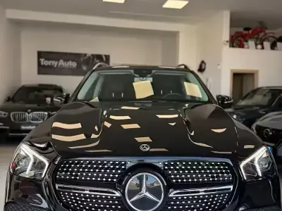 Usado Mercedes GLE300 Premium 245 CV (180 kW) 2020 Negro SUV