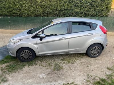 Gebraucht Ford Fiesta 96 PS (70 kW) 2009 Grau Kleinwagen