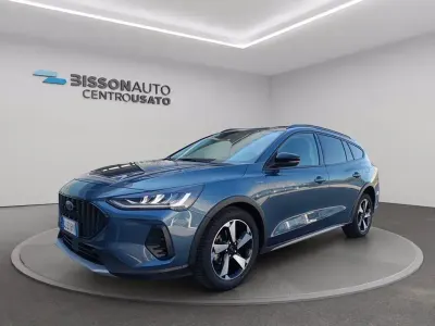 Usata Ford Focus Active 125 CV (91 kW) 2023 Chrome blue Station wagon