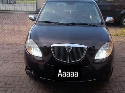 Usata Lancia Ypsilon 77 CV (56 kW) 2010 Utilitaria