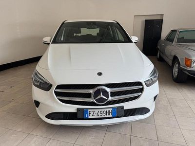 Usata Mercedes B180 136 CV (100 kW) 2019 Bianco Monovolume