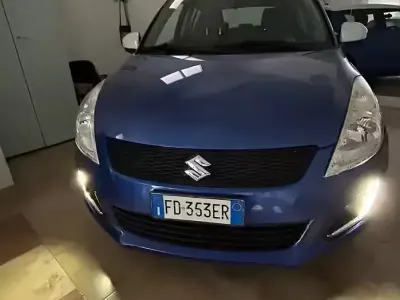 Second-hand Suzuki Swift Cool 75 CP (55 kW) 2016 Albastru Hatchback
