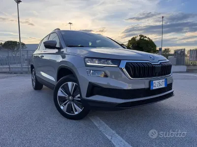 Begagnad Skoda Karoq Executive 116 HK (85 kW) 2022 Grå SUV