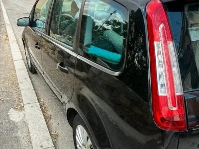 Usata Ford C-MAX 109 CV (80 kW) 2008 Nero Monovolume