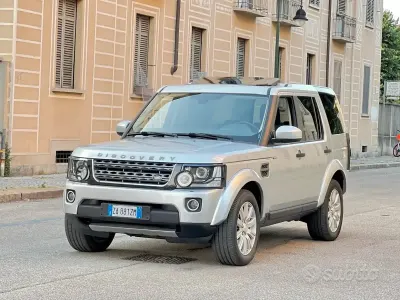 Usata Land Rover Discovery 4 S 211 CV (155 kW) 2014 Grigio SUV