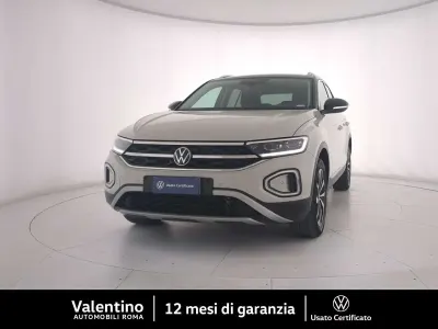Usata VW T-Roc Style 110 CV (80 kW) 2023 Grigio SUV