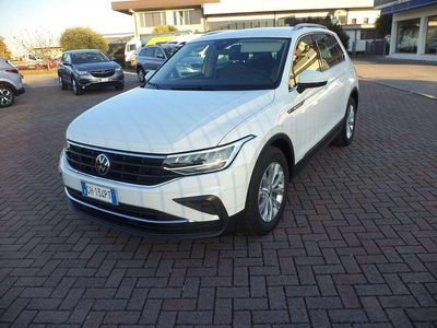 Usata VW Tiguan Life 150 CV (110 kW) 2021 Bianco SUV