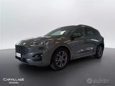 Usata Ford Kuga ST-Line 120 CV (88 kW) 2022 Grigio SUV