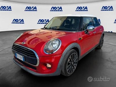 Usata Mini Cooper D Business 116 CV (85 kW) 2015 Rosso Utilitaria