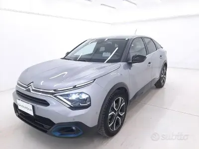 Usata Citroën e-C4 Shine 56 kW (77 CV) 2021 Grigio Berlina