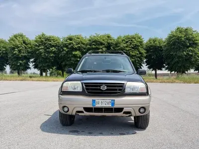 Usata Suzuki Grand Vitara 94 CV (69 kW) 2001 Nero SUV