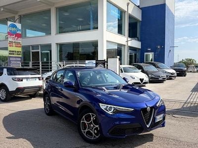 Usata Alfa Romeo Stelvio Business 190 CV (139 kW) 2021 Blu SUV
