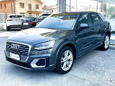 Usata Audi Q2 S-Line 116 CV (85 kW) 2019 Grigio SUV