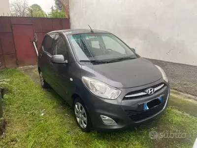 Usata Hyundai i10 69 CV (50 kW) 2012 Grigio Utilitaria