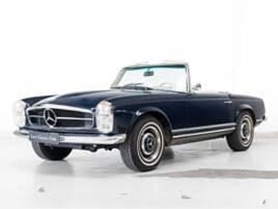 Usata Mercedes 250 150 CV (110 kW) 1967 Blu Cabrio