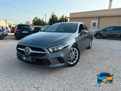 Usata Mercedes A200 150 CV (110 kW) 2020 Grigio Berlina