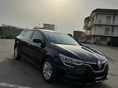 Usata Renault Mégane GrandTour 116 CV (85 kW) 2023 Nero Station wagon