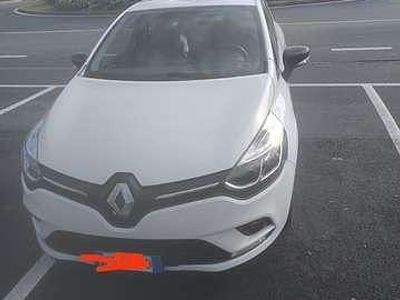 Begagnad Renault Clio IV Zen 90 HK (66 kW) 2018 Vit Sedan